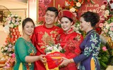 [ẢNH] Cận cảnh đám hỏi đẹp như mơ của Trung vệ Duy Mạnh và bạn gái Quỳnh Anh